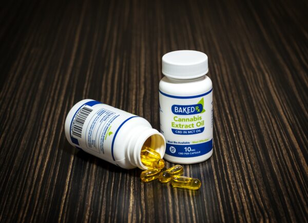 Baked Edibles – CBD Extract In MCT Oil Capsules 10mg or 20mg | Buy Cheap Weed Canada